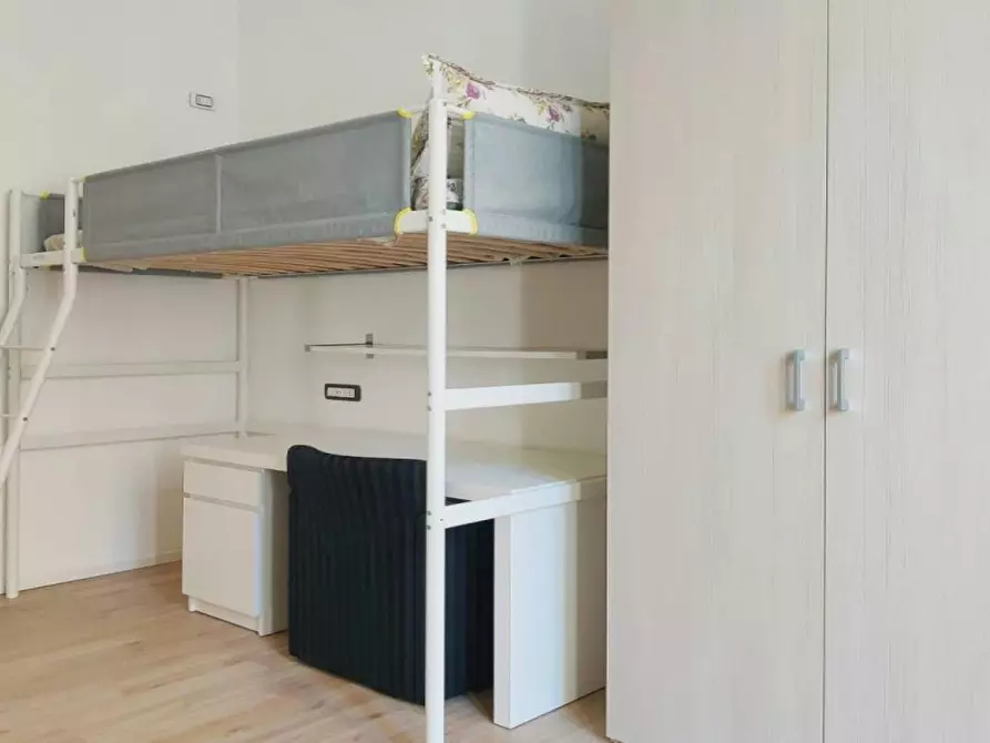 Immagine 5 di Camera condivisa in affitto  in Via Mac Mahon a Milano