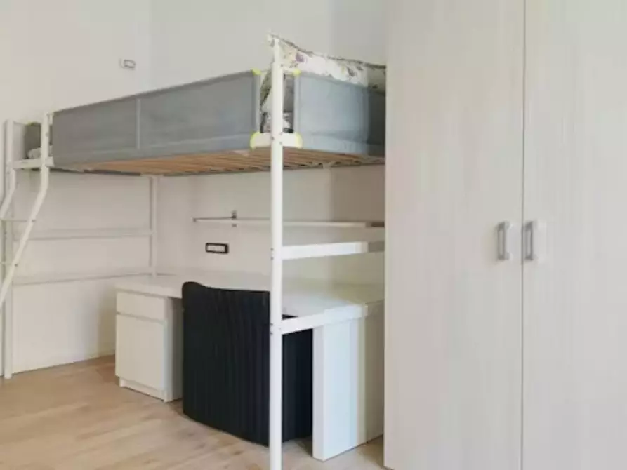 Immagine 4 di Camera in affitto  in Via Mac Mahon a Milano