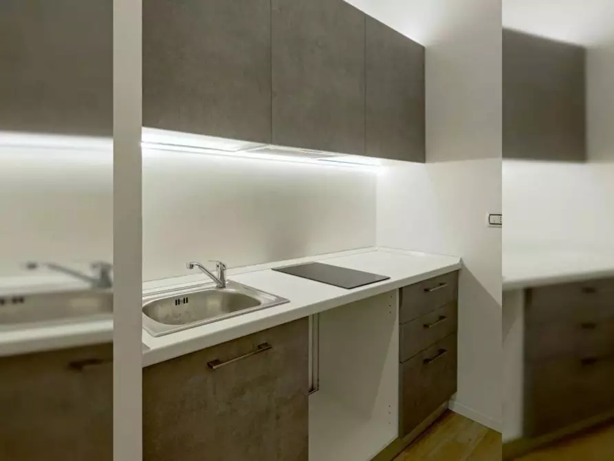 Immagine 6 di Camera in affitto  in Via Mac Mahon a Milano