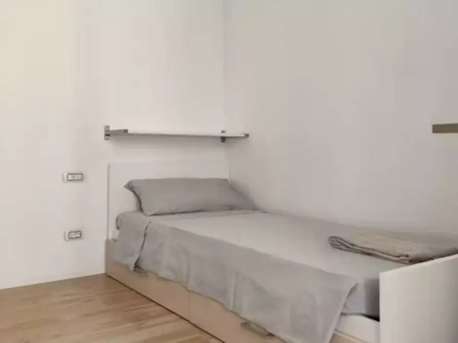 Immagine 1 di Camera in affitto  in Via Mac Mahon a Milano