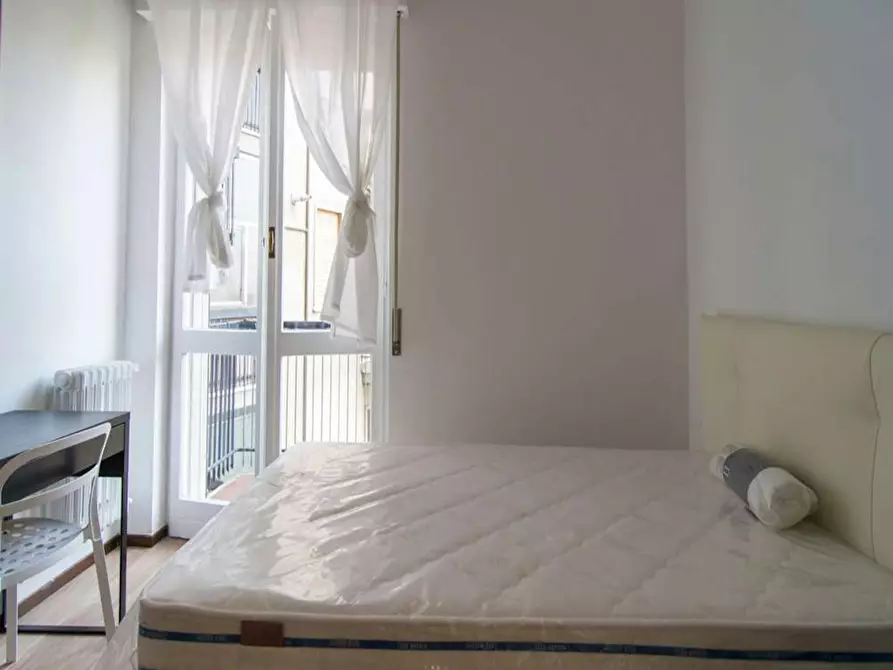 Immagine 5 di Camera in affitto  in Via Francesco Reina a Milano