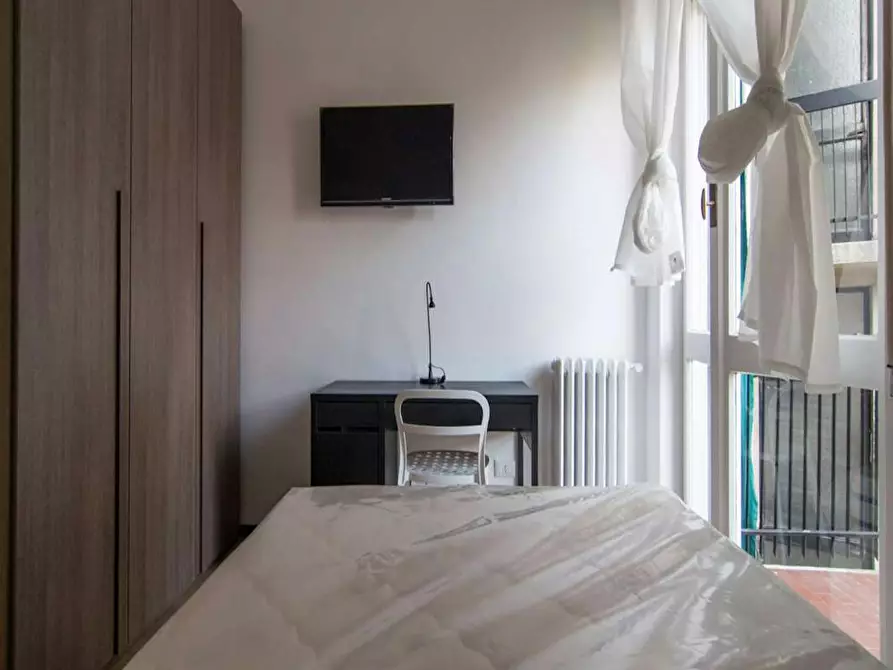 Immagine 6 di Camera in affitto  in Via Francesco Reina a Milano