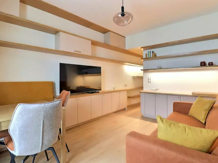 Immagine 5 di Appartamento in affitto  in Place Nattier a Paris 18