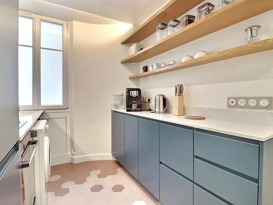 Immagine 8 di Appartamento in affitto  in Place Nattier a Paris 18