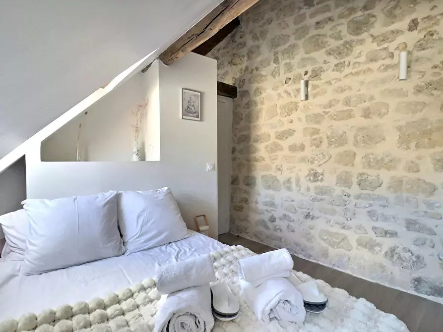 Immagine 9 di Appartamento in affitto  in Rue Paul Lelong a Paris