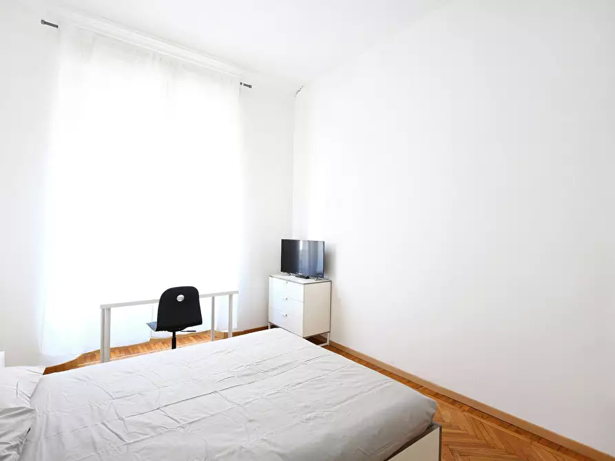 Immagine 2 di Camera in affitto  in Via Raimondo Franchetti a Milano
