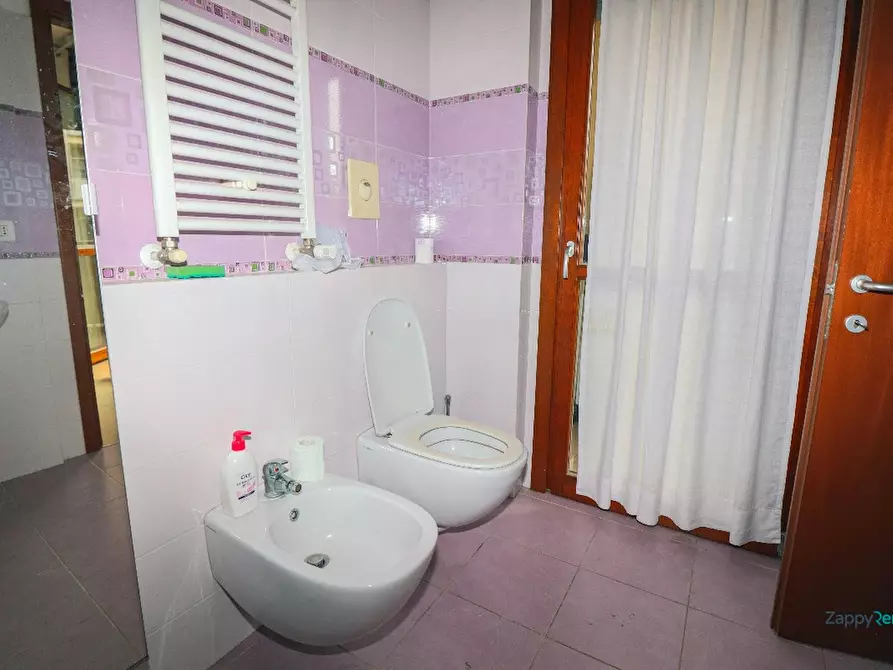 Immagine 8 di Camera in affitto  in Via Jan Palach a Milano