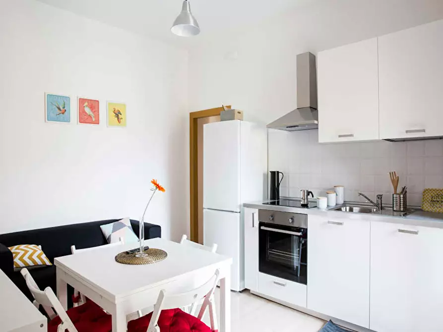 Immagine 10 di Camera in affitto  in Via Salvatore Barzilai a Milano