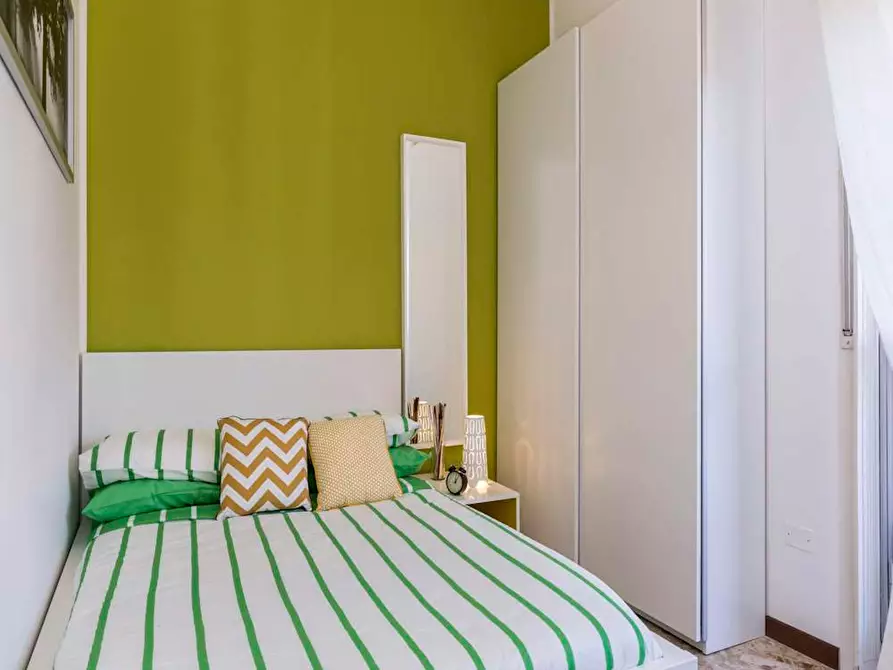 Immagine 1 di Camera in affitto  in Via Giuseppe Frua a Milano