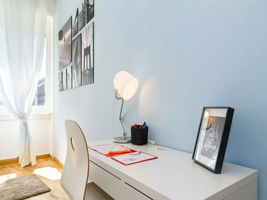 Immagine 5 di Camera in affitto  in Via Larga a Milano