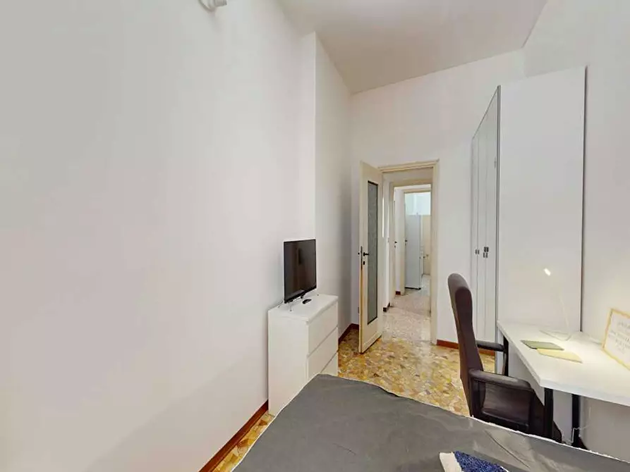 Immagine 4 di Camera in affitto  in Via Anco Marzio a Milano