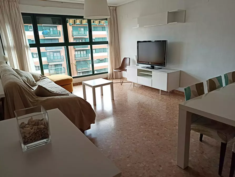 Immagine 8 di Camera in affitto  in Carrer Riu Jalón a Valencia