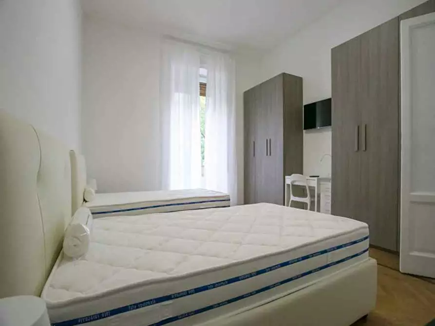 Immagine 3 di Camera in affitto  in Piazza Maria Adelaide di Savoia a Milano