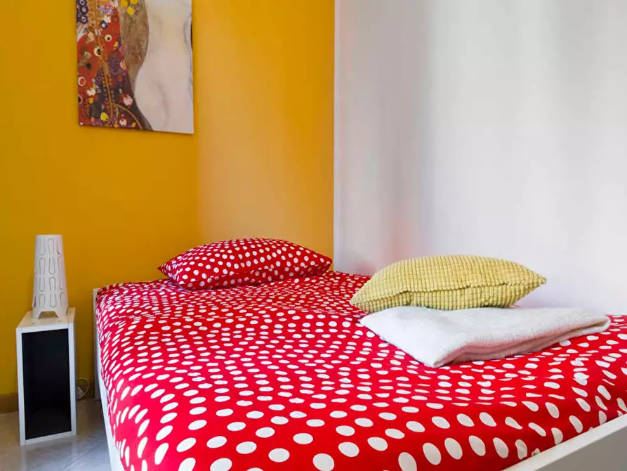 Immagine 1 di Camera in affitto  in Via Salvatore Barzilai a Milano