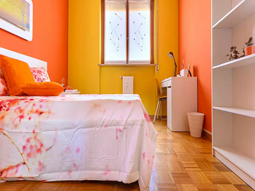 Immagine 2 di Camera in affitto  in Via Carlo Marx a Sesto San Giovanni