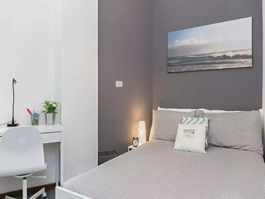 Immagine 1 di Camera in affitto  in Largo Cavalieri di Malta a Milano