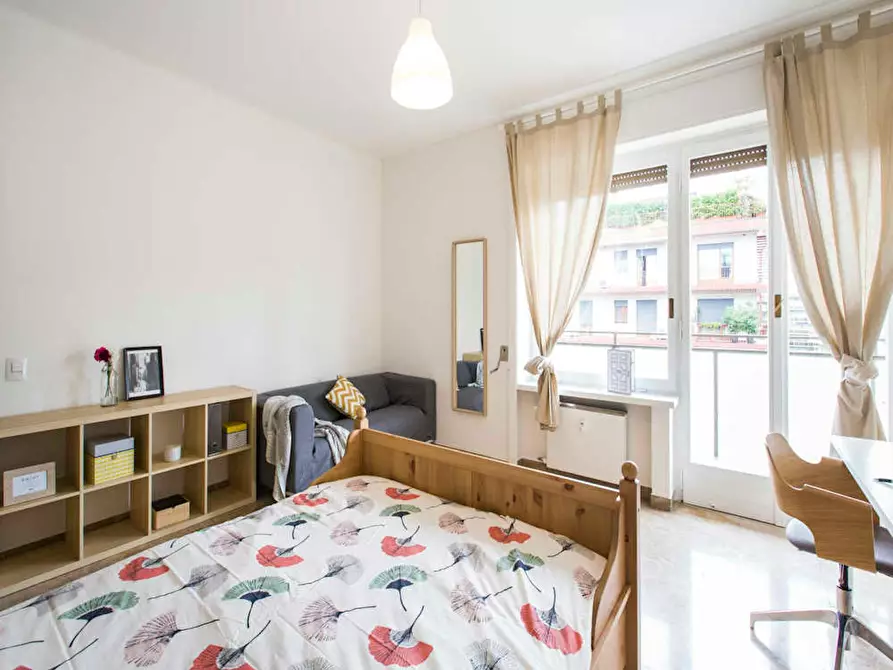 Immagine 2 di Camera in affitto  in Via Gianni Caproni a Milano