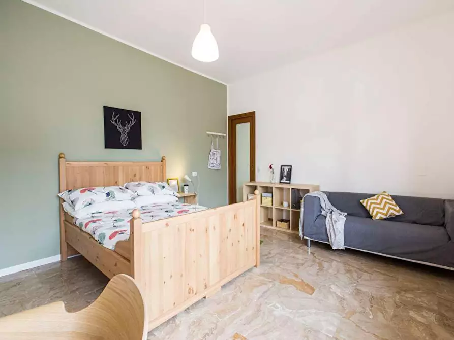 Immagine 5 di Camera in affitto  in Via Gianni Caproni a Milano