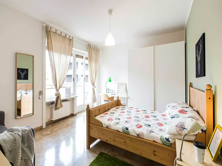 Immagine 4 di Camera in affitto  in Via Gianni Caproni a Milano