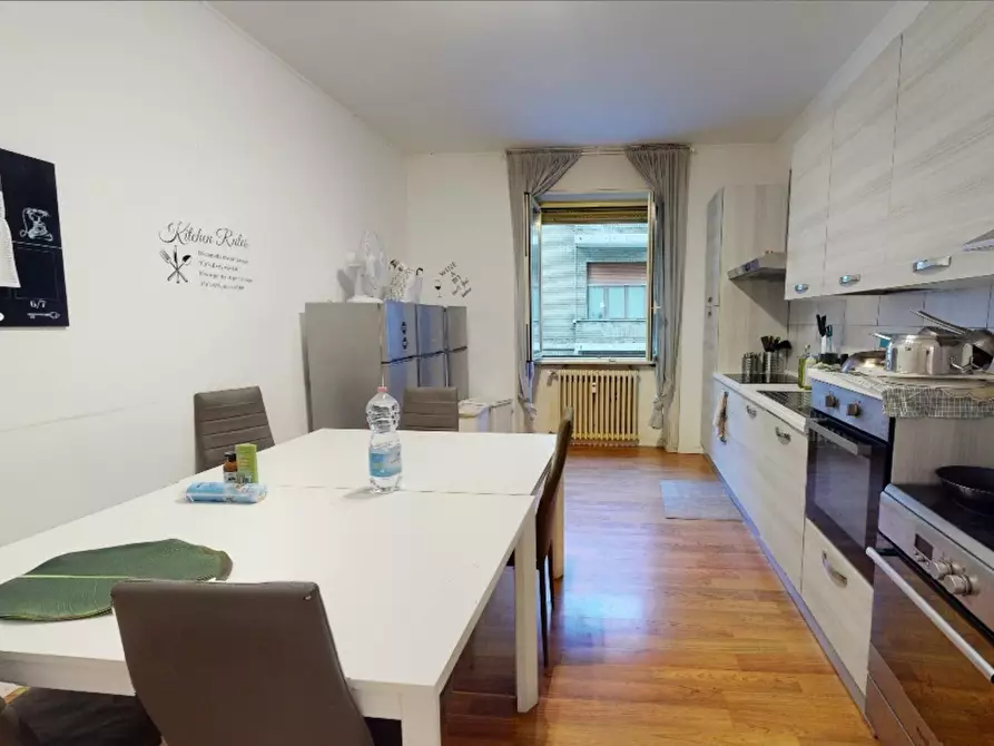 Immagine 3 di Camera in affitto  in Via Felice Casati a Milano