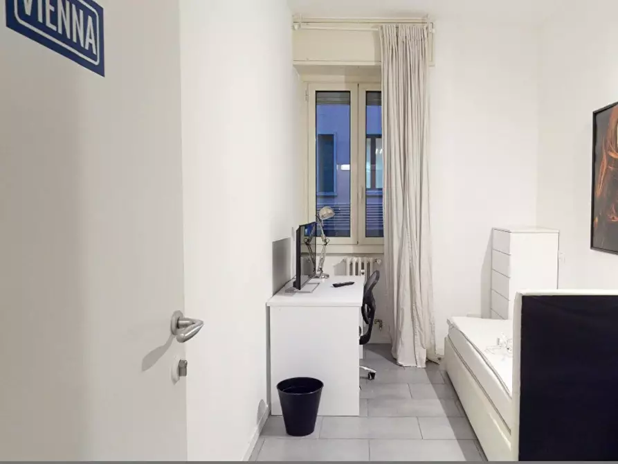 Immagine 2 di Camera in affitto  in Via Felice Casati a Milano
