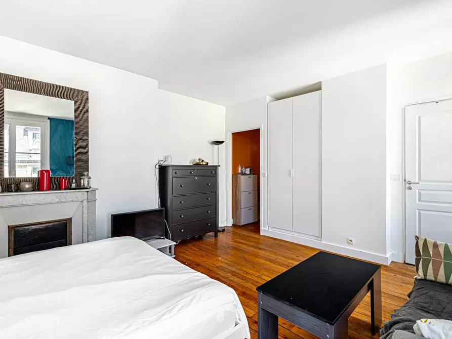 Immagine 7 di Appartamento in affitto  in Rue Notre-Dame-des-Champs a Paris 06