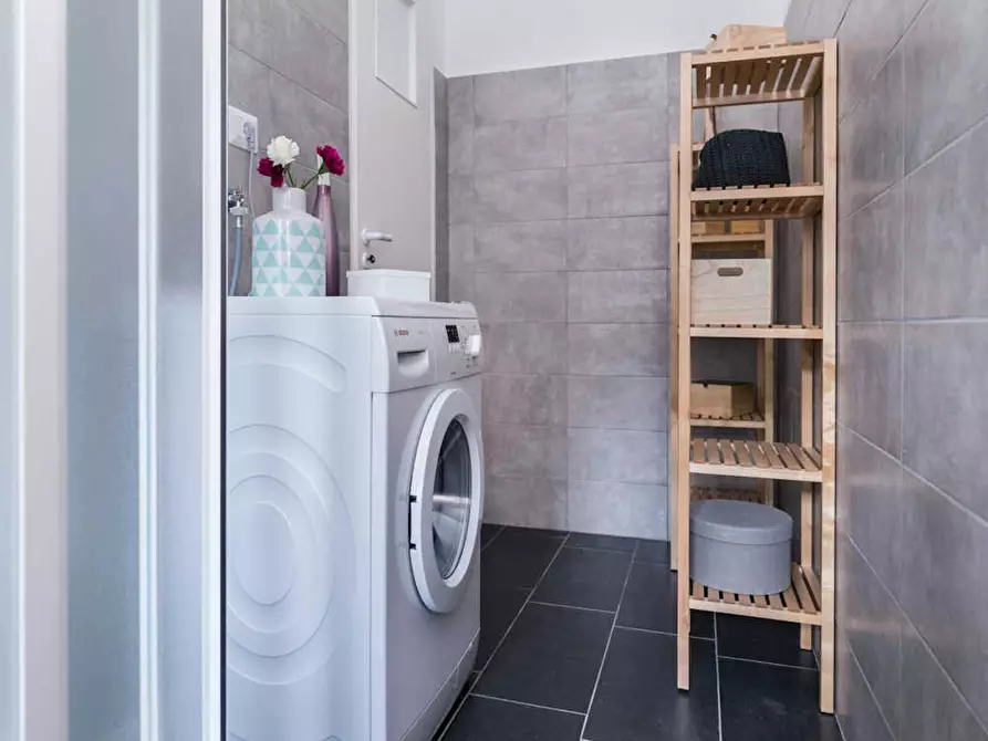 Immagine 7 di Camera in affitto  in Via delle Acacie a Buccinasco