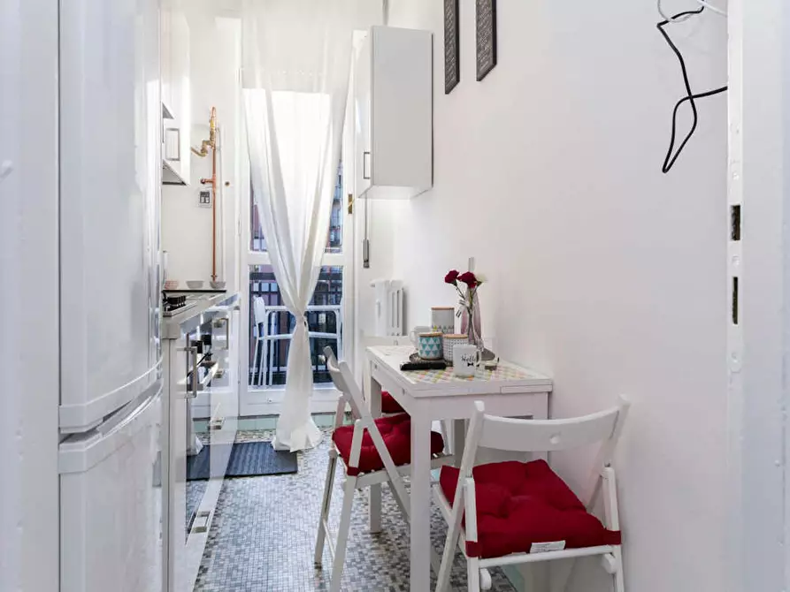 Immagine 10 di Camera in affitto  in Via delle Acacie a Buccinasco