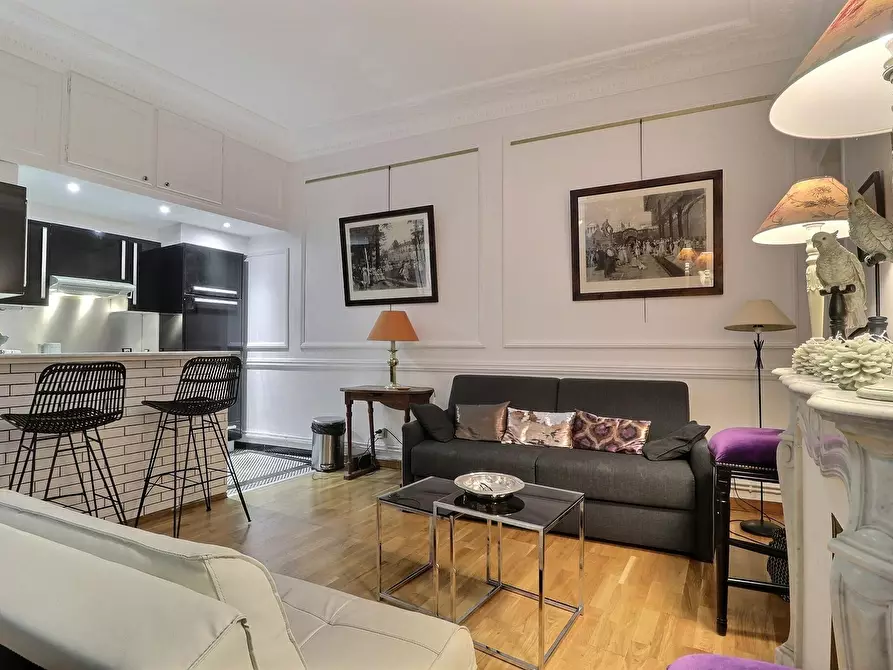 Immagine 4 di Appartamento in affitto  in Rue de la Faisanderie a Paris 16