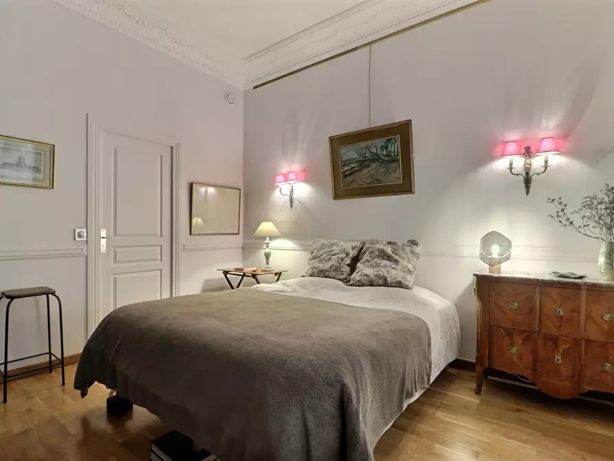 Immagine 2 di Appartamento in affitto  in Rue de la Faisanderie a Paris 16