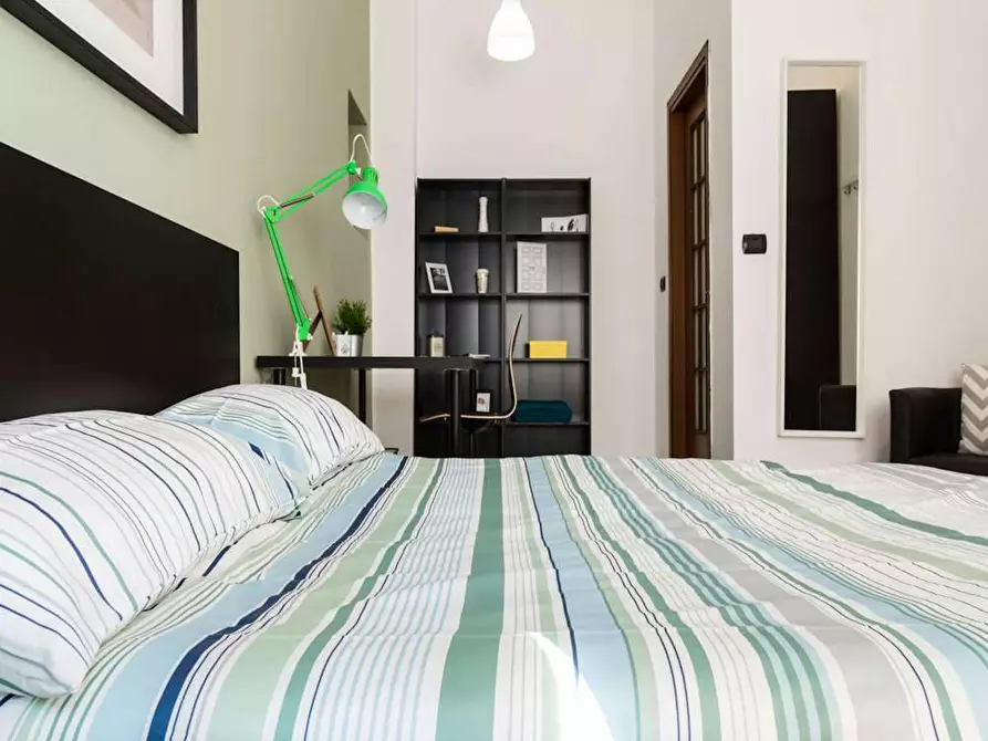 Immagine 1 di Camera in affitto  in Piazza Cartagine a Milano