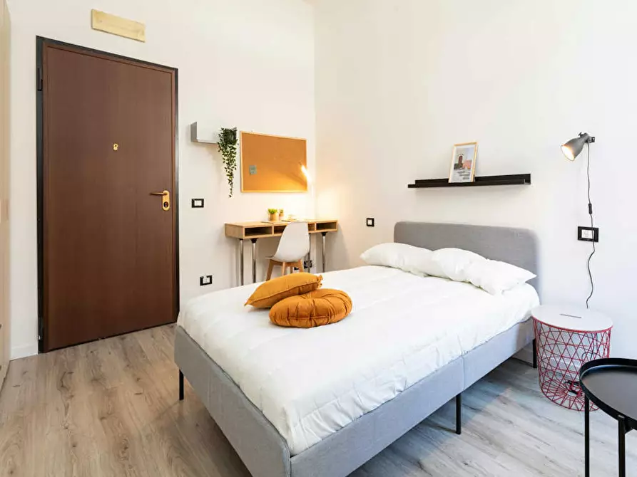 Immagine 4 di Camera in affitto  in Viale Col di Lana a Milano