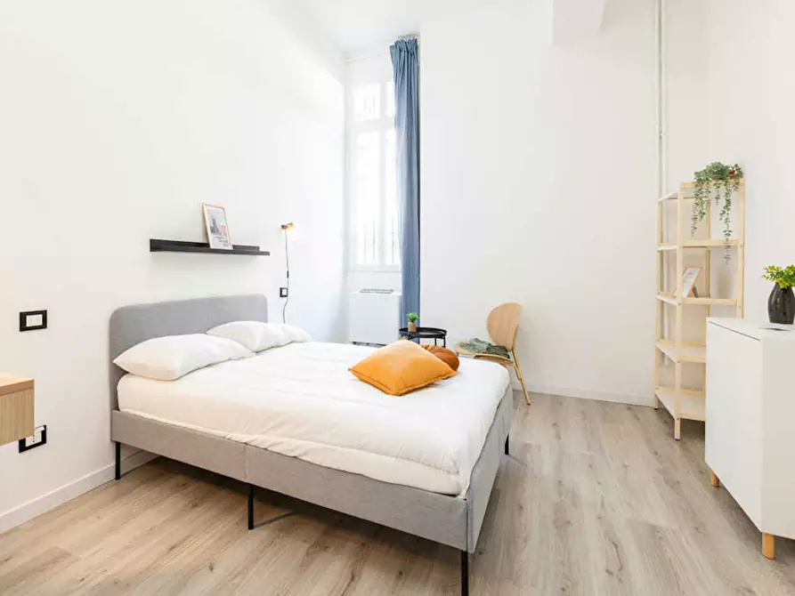 Immagine 5 di Camera in affitto  in Viale Col di Lana a Milano