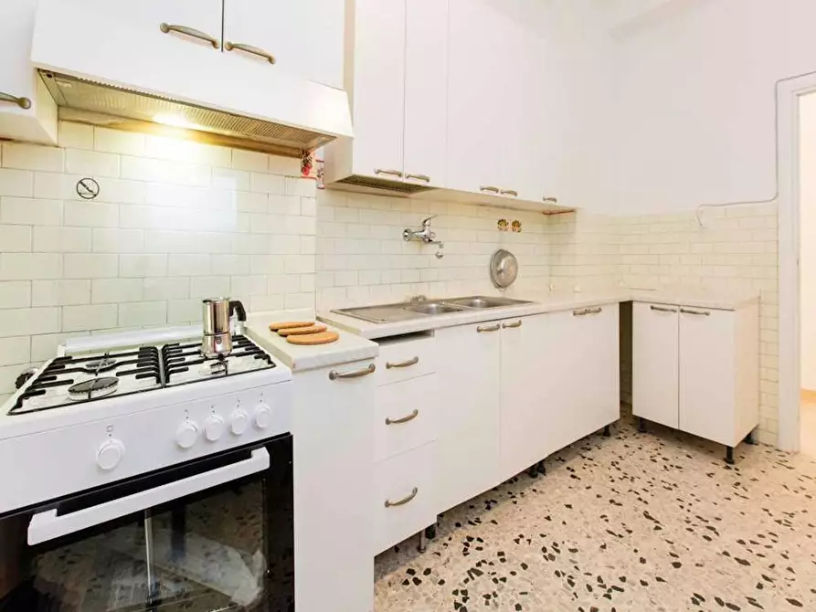 Immagine 6 di Camera in affitto  in Via Oderisi da Gubbio a Roma