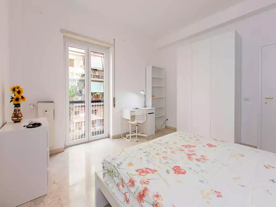 Immagine 2 di Camera in affitto  in Via Oderisi da Gubbio a Roma