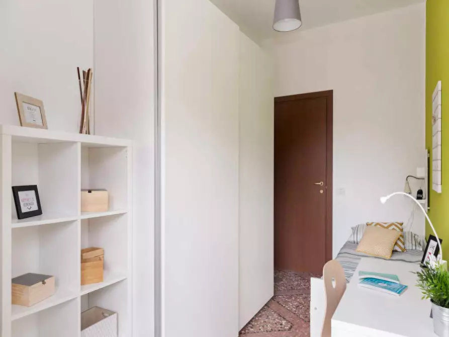 Immagine 4 di Camera in affitto  in Viale Giovanni Vicini a Bologna