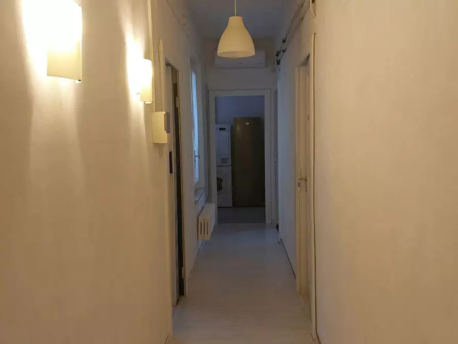 Immagine 7 di Camera in affitto  in Piazza Ghiaia a Parma