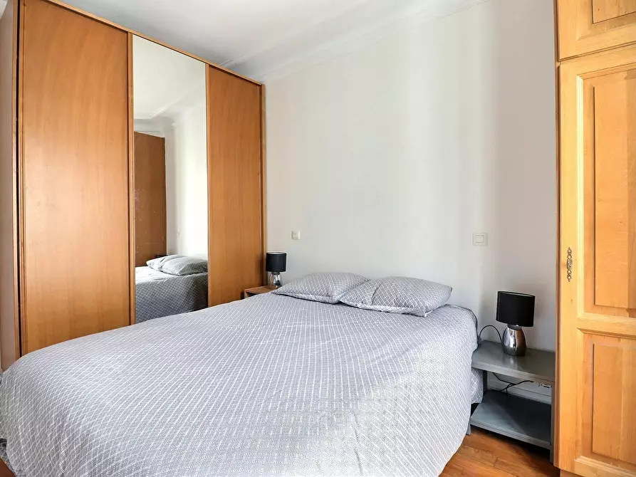 Immagine 8 di Appartamento in affitto  in Rue de l'Assomption a Paris 16