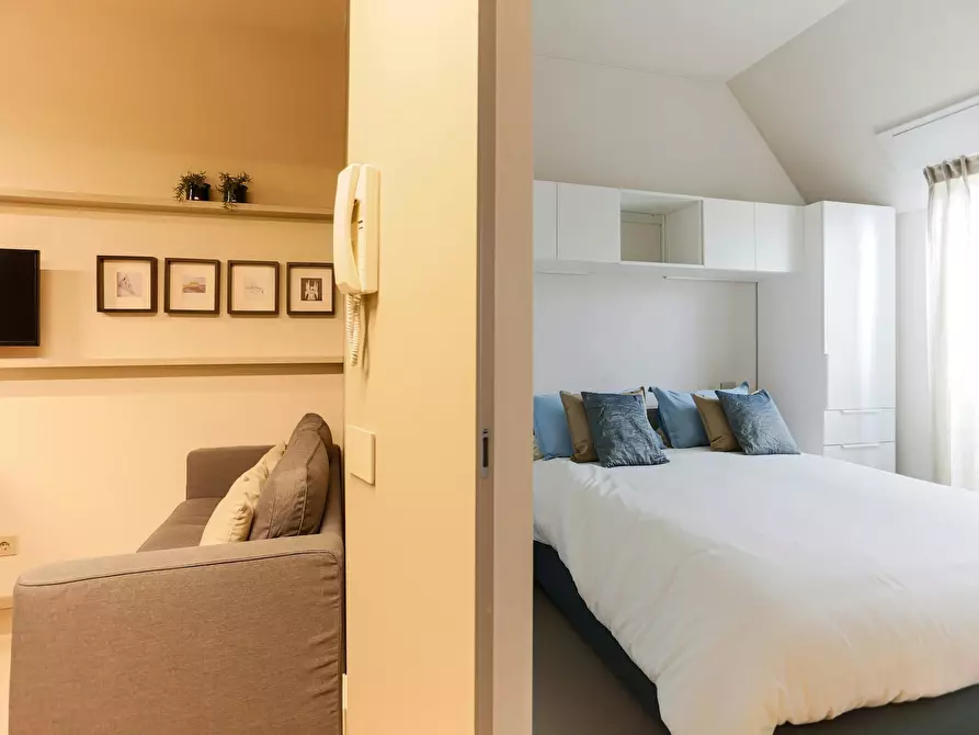 Immagine 5 di Appartamento in affitto  in Via Doberdò a Milano