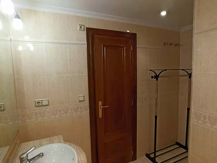 Immagine 3 di Camera in affitto  in Carrer de Fontanars a Aielo De Malferit