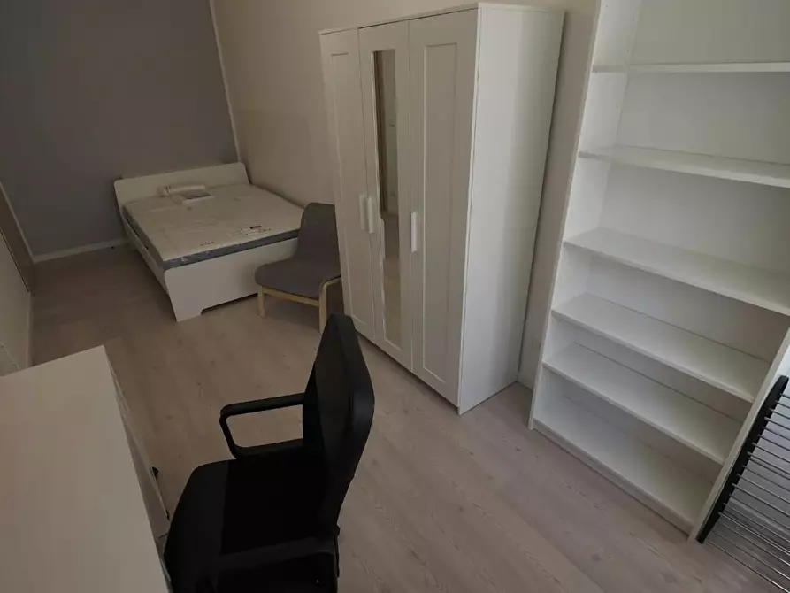 Immagine 6 di Camera in affitto  in Massimo d'Azeglio a Torino