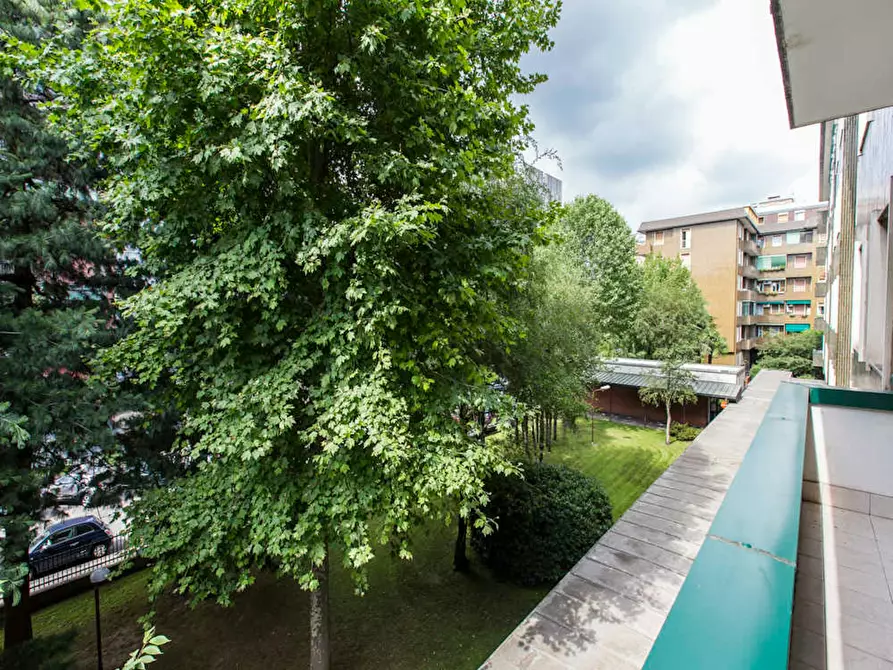 Immagine 9 di Camera in affitto  in Via Raffaello Bertieri a Milano