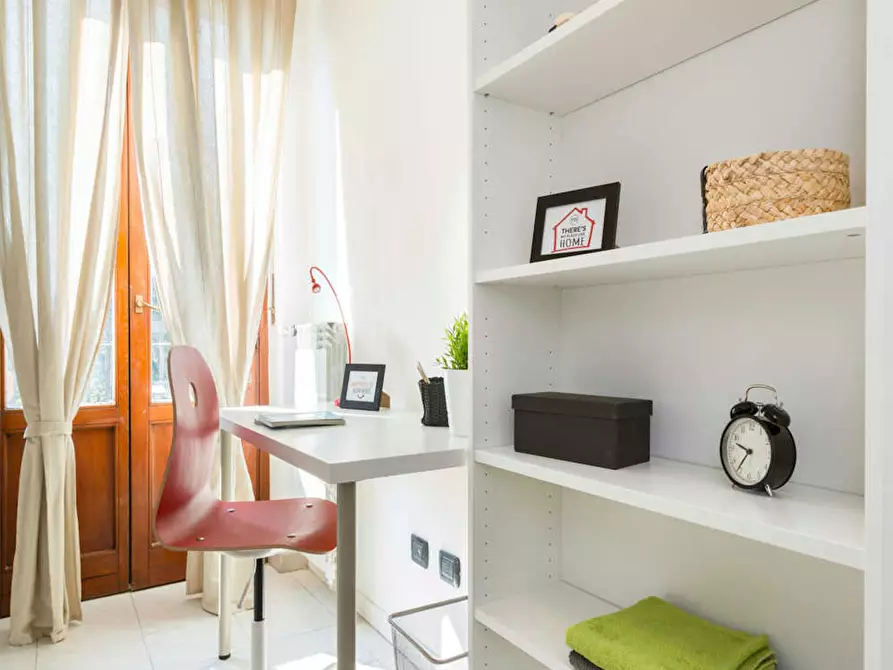 Immagine 8 di Camera in affitto  in Piazza Cartagine a Milano