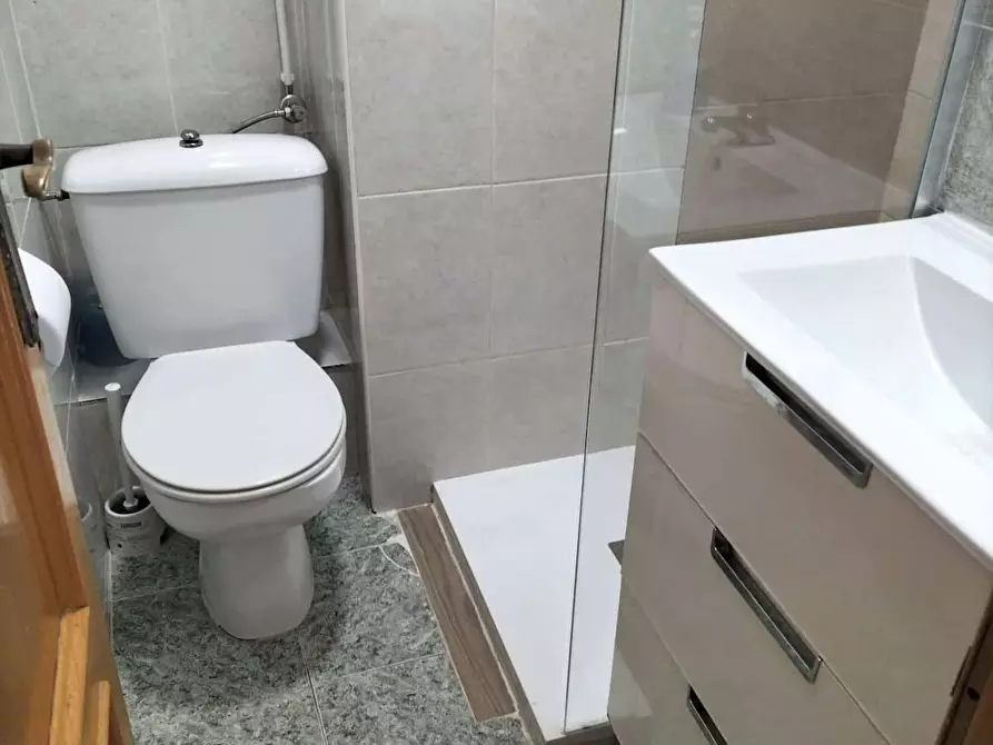 Immagine 8 di Camera in affitto  in Carrer Actor Llorens a Valencia
