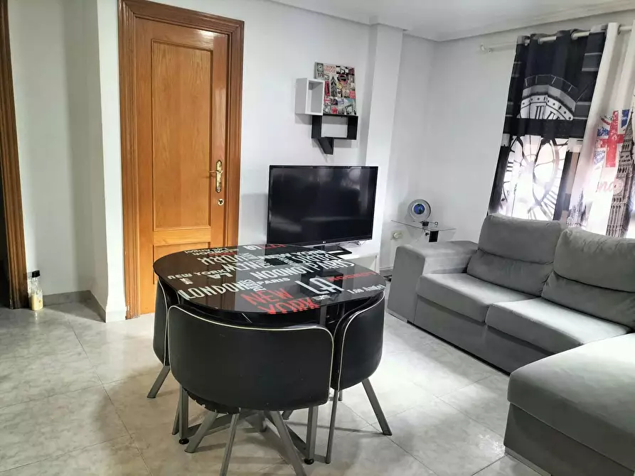 Immagine 4 di Camera in affitto  in Carrer Actor Llorens a Valencia