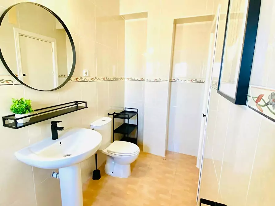 Immagine 9 di Camera in affitto  in Calle del Aire a Barriada Santiago