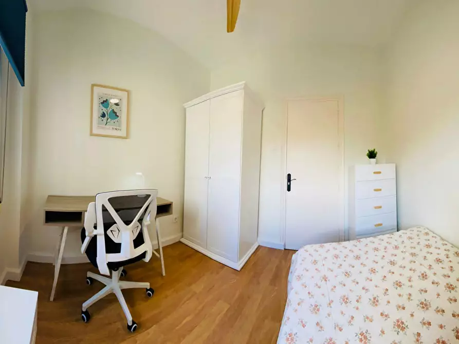 Immagine 6 di Camera in affitto  in Calle del Aire a Barriada Santiago