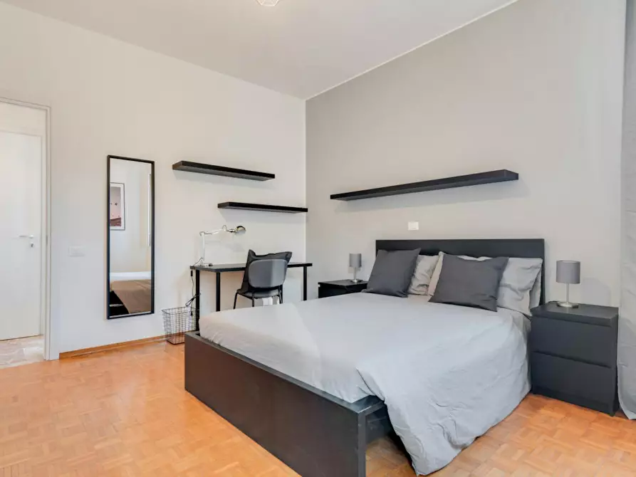 Immagine 3 di Camera in affitto  in Viale Monza a Milano