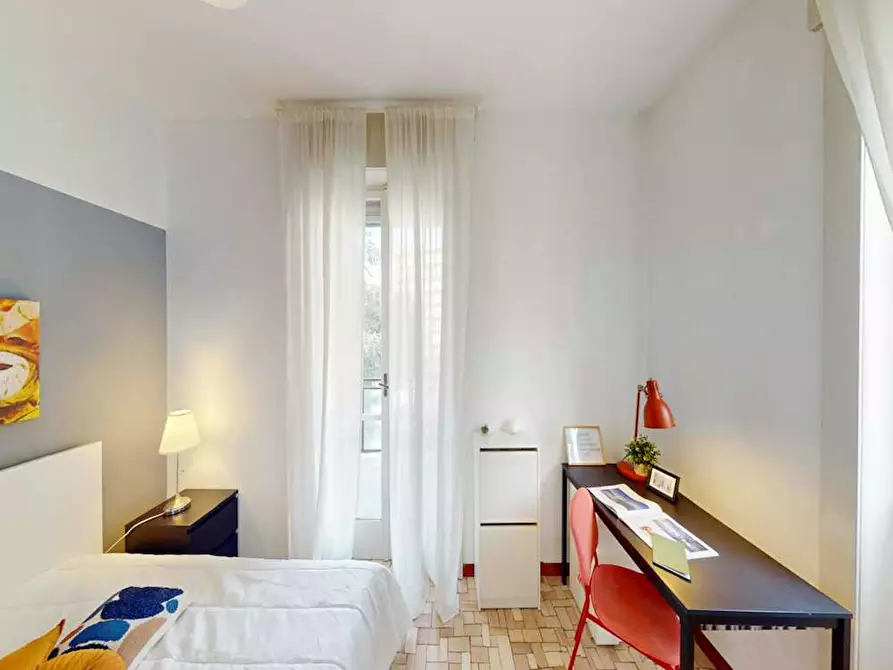 Immagine 4 di Camera in affitto  in Viale Legioni Romane a Milano