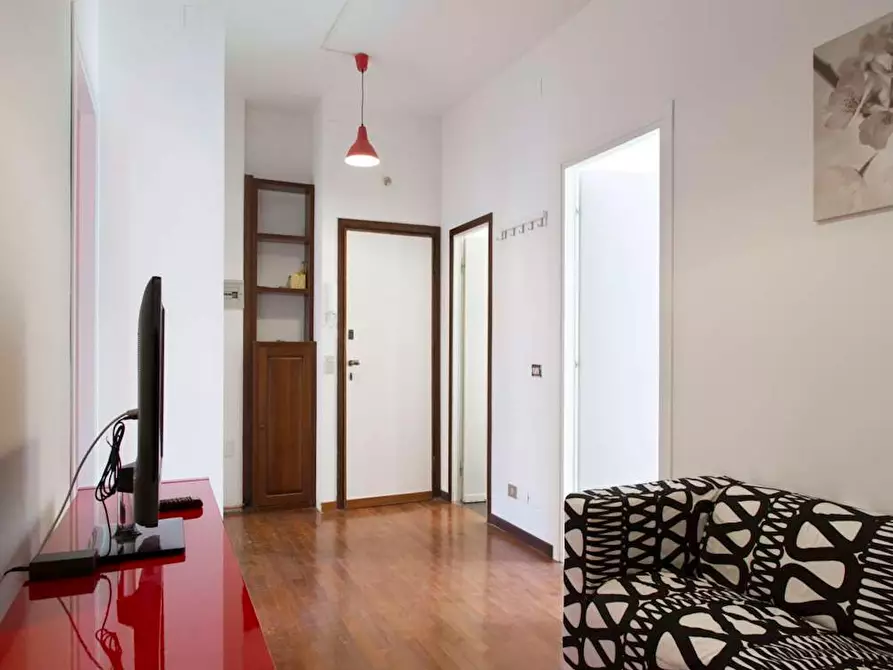 Immagine 10 di Camera in affitto  in Via Salvatore Barzilai a Milano